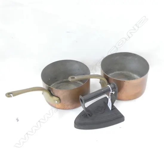 2 COPPER SAUCE PANS + FLAT IRON D150 MM