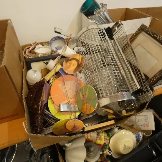 BOX LOT ASST. CERAMICS, LAMP, FRAMES ETC