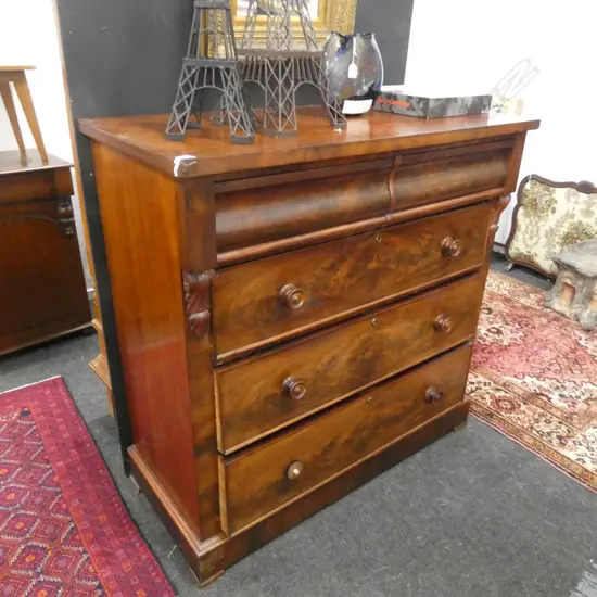 VICTORIAN SCOTCH CHEST...