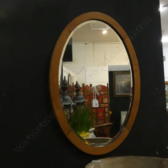 OAK FRAMED OVAL MIRROR 670x465mm