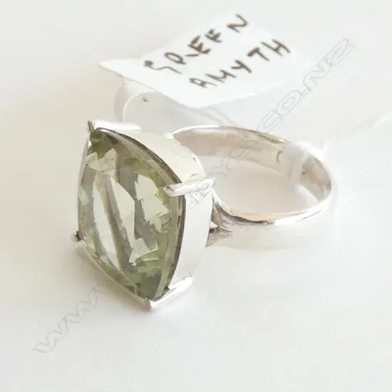 STG SILVER & LG SQ CUT GREEN AMETHYST RING 