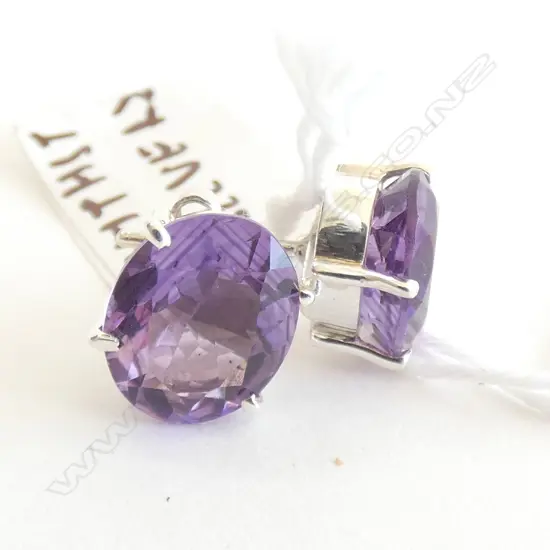 PR STG SILVER AND LG OVAL CUT AMETHYST STUD EARRINGS