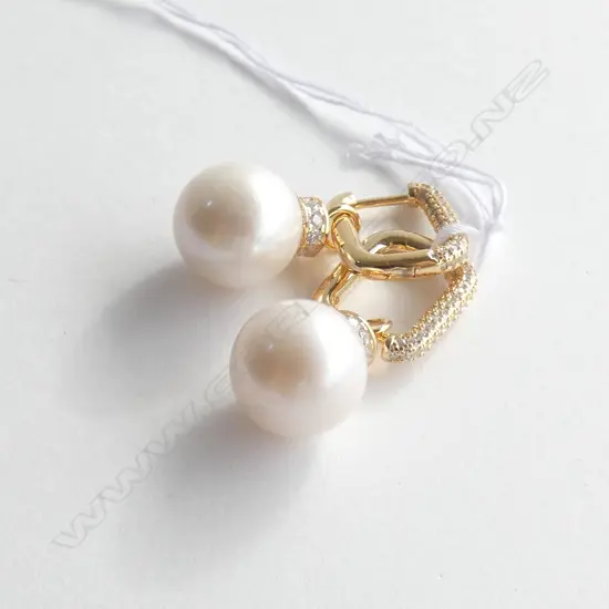 PR SILVER GILT CULTURED PEARL & DIAMANTE EARRINGS