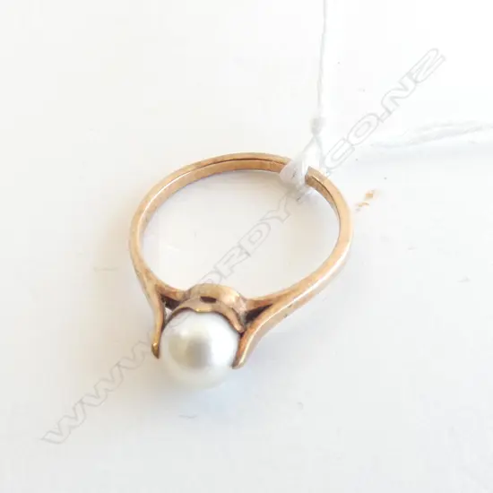 9CT ROSE GOLD & PEARL RING
