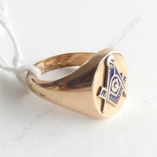 9CT GOLD MASONIC RING 4.45gm