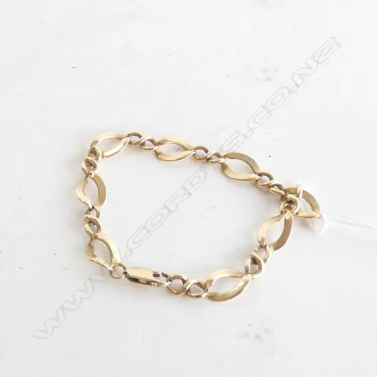 9CT GOLD BRACELET 13 GRAMS (very worn links)