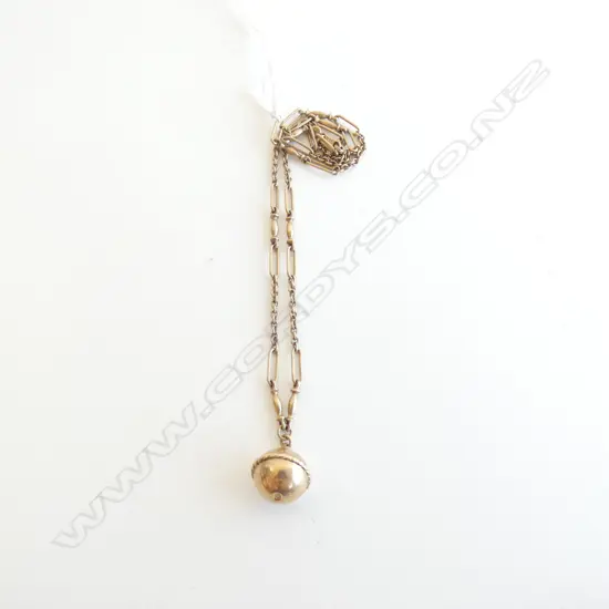 9CT GOLD CHAIN w. PENDANT 12.1 GRAMS
