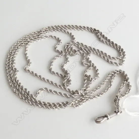 MODERN SILVER MUFF CHAIN