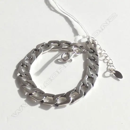 MODERN SILVER FLAT CURB LINK BRACELET 13.8GMS