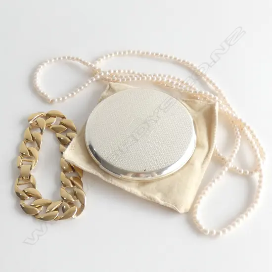COSTUME PEARL NECKLACE/BRACELET/SILVER PLATE POWDER COMPACT