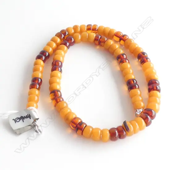 AMBER NECKLACE