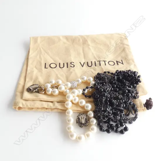 ASST COSTUME JEWELLERY & LOUIS VUITTON CLOTHE BAG