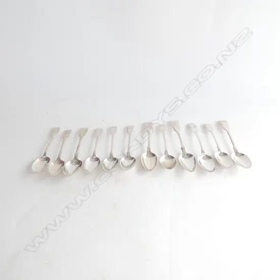 12 SILVER GEORGIAN & VICTORIAN TEASPOONS 224gms