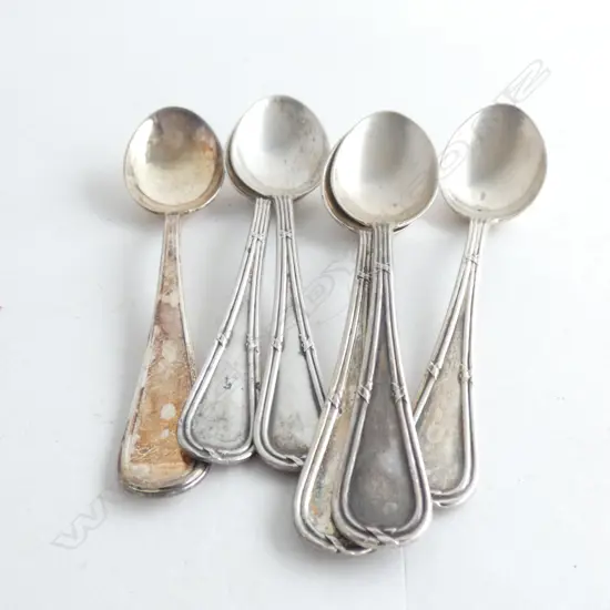 6 800 SILVER TEASPOONS 67 GRAMS