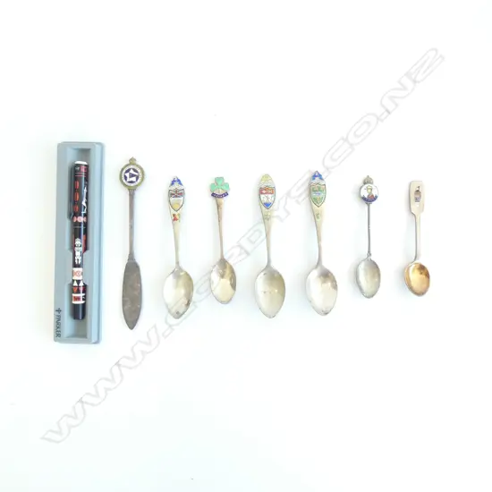 PARKER FOUNTAIN PEN w MAORI DESIGNS + STG SOUVENIR TEASPOONS