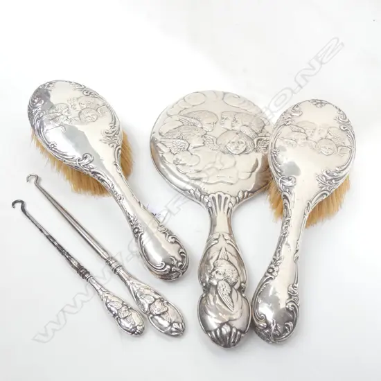 STERLING SILVER DRESSING TABLE SET WITH GAINSBOROUGH ANGELS (FAULT) 5 ITEMS