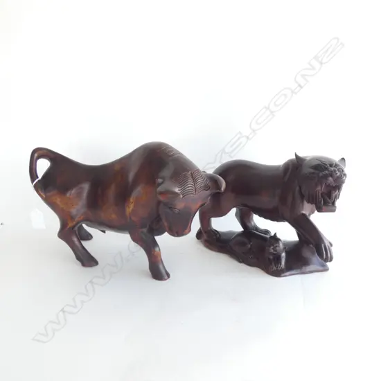 2 CARVED WOODEN ANIMALS; BULL & LION w. CUB L.340mm