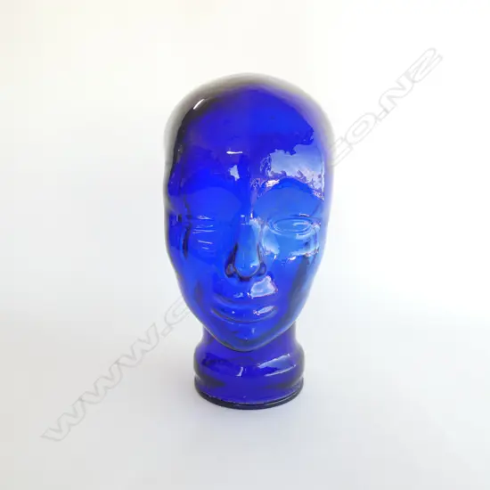 BLUE GLASS MANNEQUIN HEAD H. 310MM