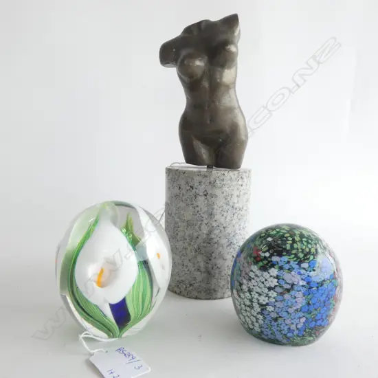 2 PAPER WEIGHTS RAOS LILY + OTHER + TORSO H.225mm