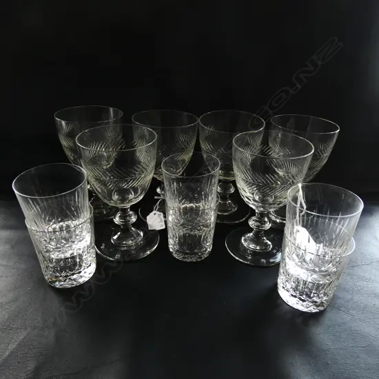 6 CRYSTAL WINE GLASSES + 6 SMALL TUMBLERS (ONE CHIPPED) H.75mm