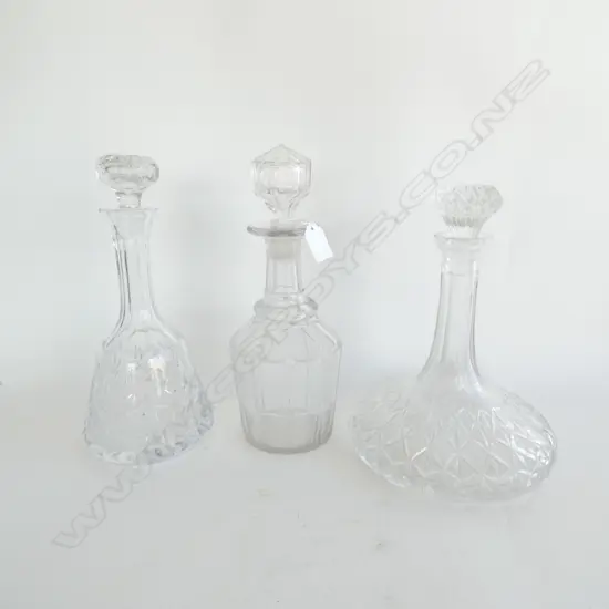 3 DECANTERS; SHIPS, VICTORIAN & ROUND H.280mm...