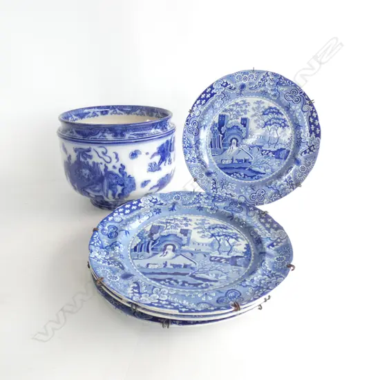 4 OLD WILLOW PLATES (DIA 250MM ) & ROYAL DOULTON FLOW BLUE JARDINIERE (H190MM) SOME A/F