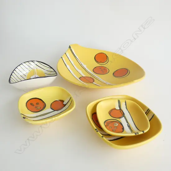 4 PCE SCHRAMBERG COCKTAIL SET + 1 EXTRA