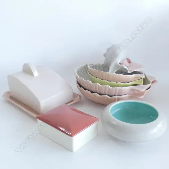 8 PCES ASST. POOLE; SHELLS, BUTTER DISH ETC