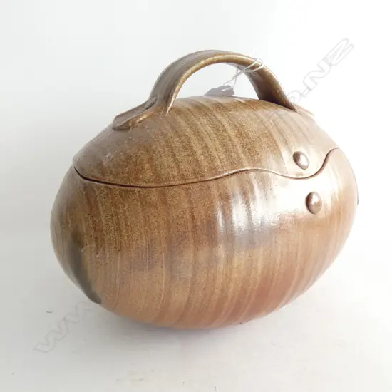 SCULPTURED POTTERY LIDDED SERVING DISH L 250MM