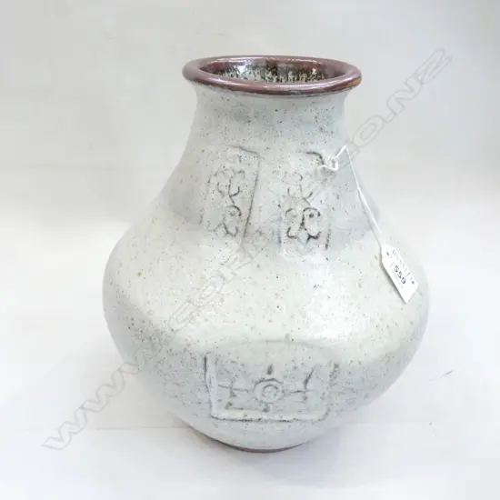 LARGE STUDIO POTTERY VASE OATMEAL GLAZE & STAMPED DESIGNS H.260mm