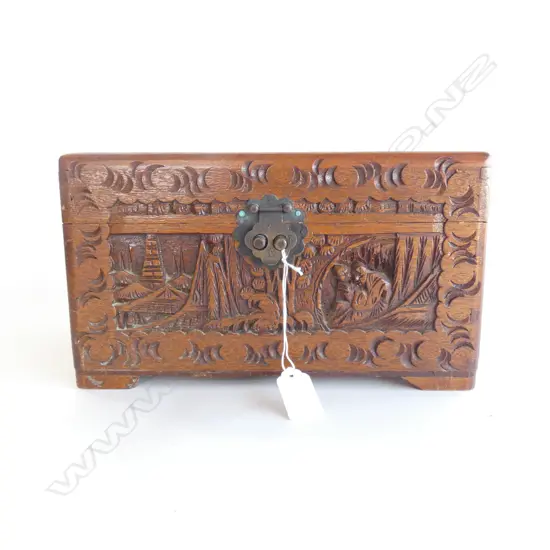 SMALL CARVE CHAMPHOR WOOD BOX L 300 MM