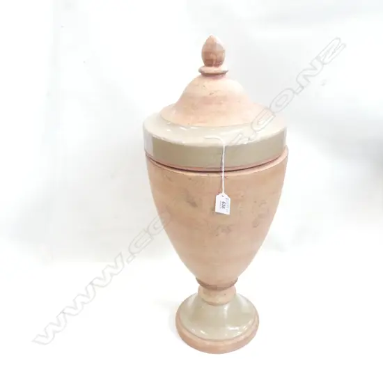 TALL TERRACOTTA LIDDED URN H.620mm