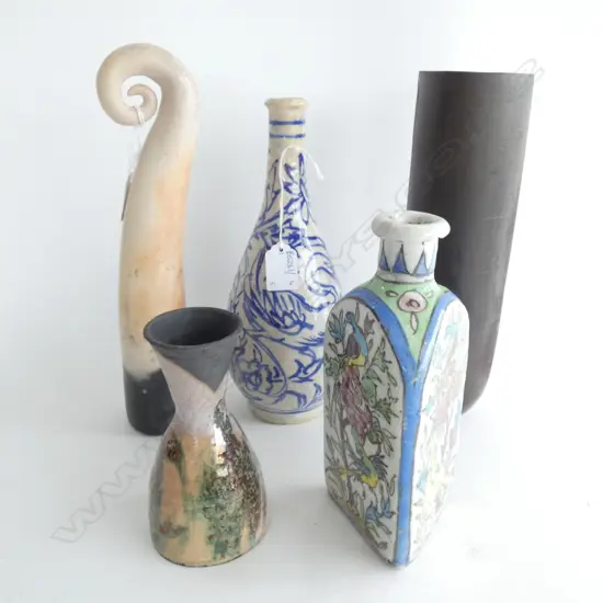 5 PCES ASST. STUDIO POTTERY H.300mm