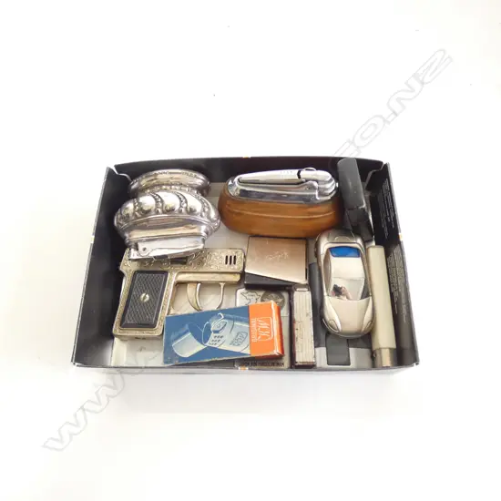 11 VINTAGE LIGHTERS; RONSON ETC