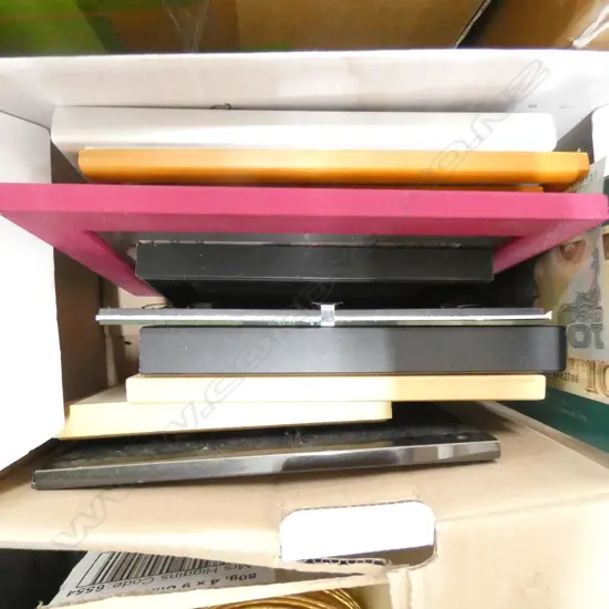 BOX LOT FRAMED WORLD NOTES 