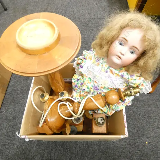 BOX LOT SOVERIGN WARE, DOLL 