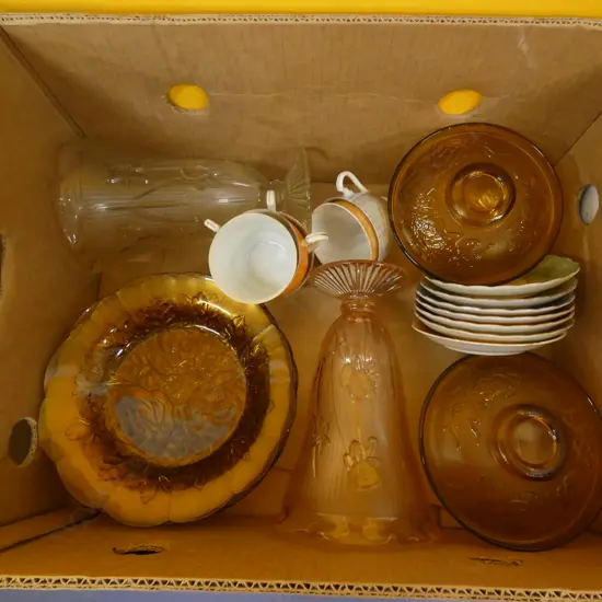 BOX LOT ASST; AMBER GLASS / VASES / LUSTRE WARE CHINA