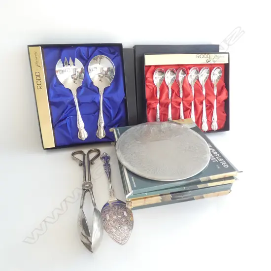 LOT RODD SERVERS/SPOONS /SLICE/PLACEMATS  ETC