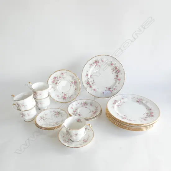 BOX LOT ASST. CHINA; AYNSLEY, R/ALBERT ETC