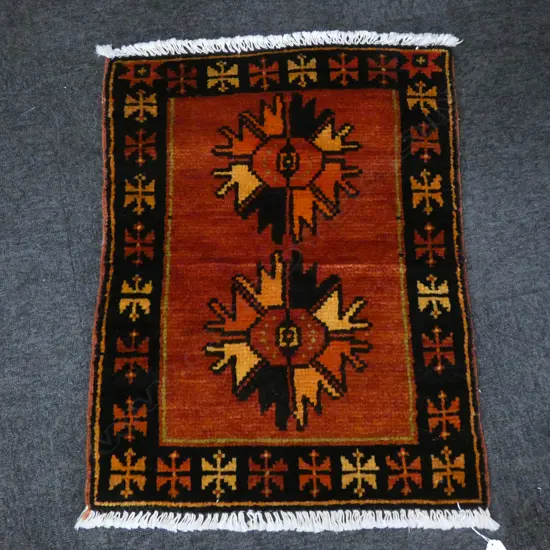 #89C PERSIAN HAMADAN HAND KNOTTED RUG 72 X 53 CM