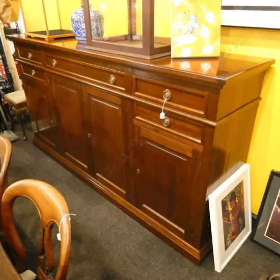 LG QUALITY SOLID WOOD SIDEBOARD, 2285 x 520 x 1190mm