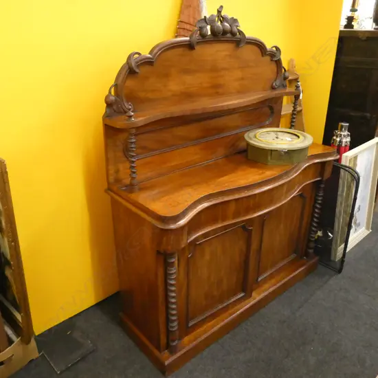 VICTORIAN MAHOGANY CHIFFONIER, 1300 x 480 x 1670mm