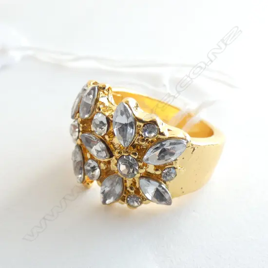 GOLD PLATED FAUX DIAMOND (PASTE) RING