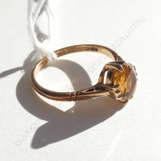 9CT SOLITAIRE VINTAGE RING 2.12GMS