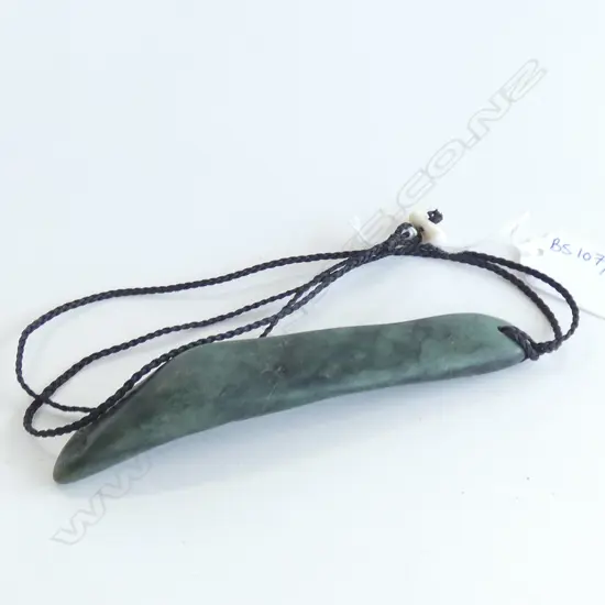 GREENSTONE PENDANT L.135mm 97 GRAMS