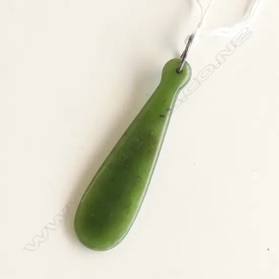 POUNAMU MINIATURE MERE PENDANT