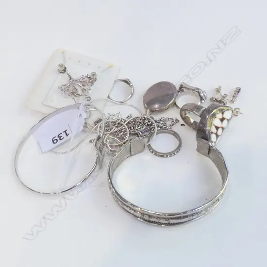 ASST SILVER JEWELLERY; BRACELETS / PENDANTS / RINGS ETC.