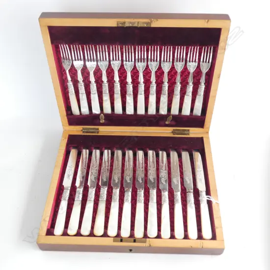 CASED S/PLATE & MOP FRUIT SET BOXED