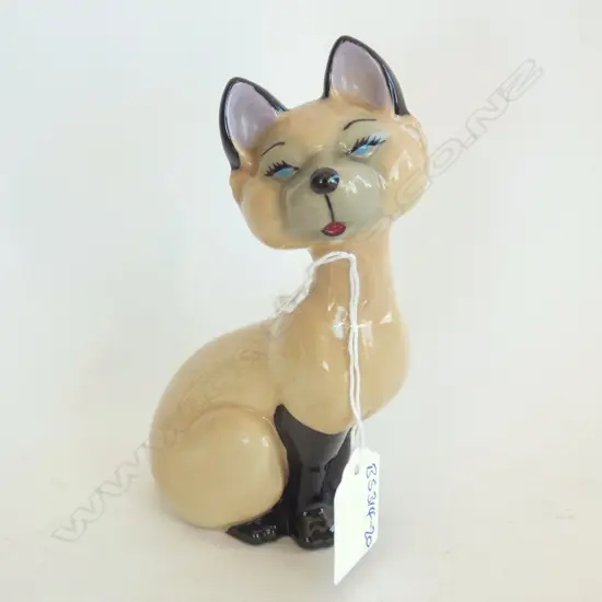 DISNEY WADE 'BLOW-UPS' AM