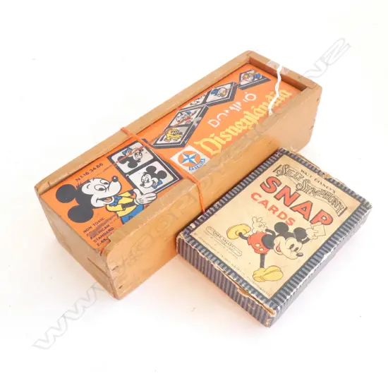 VINTAGE DISNEY DOMINO SET & PACK OF 'SNAP CARDS'
